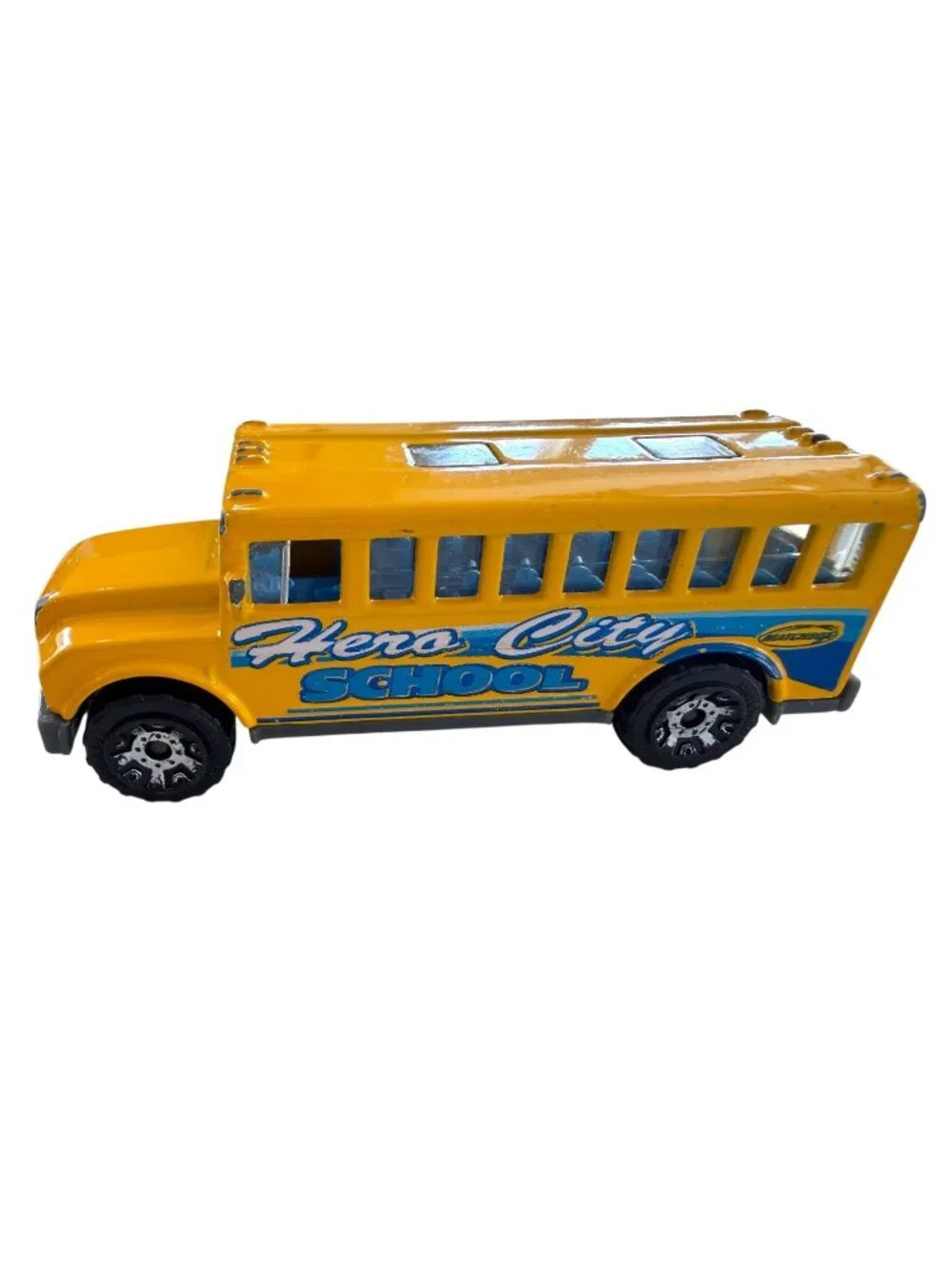 Matchbox School Bus Hero City 2004